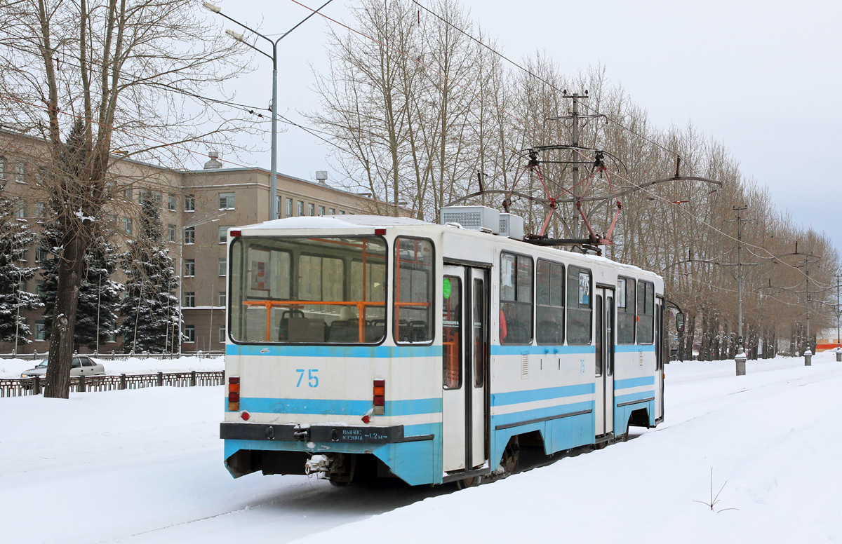 Nizhniy Tagil, 71-403 № 75