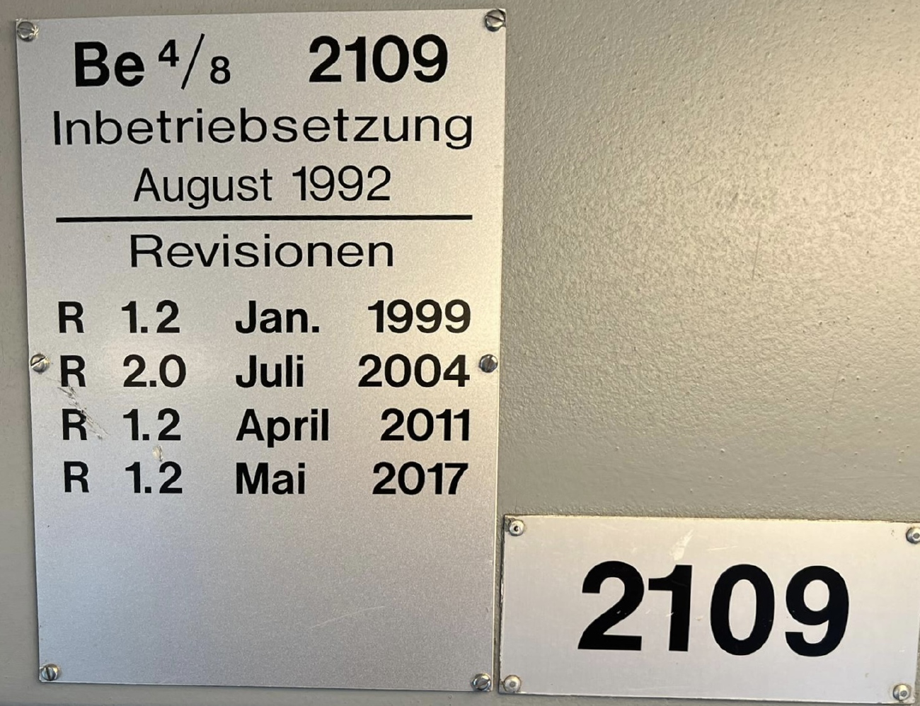 Цюрих, SWP/SIG/ABB Be 4/8 "Tram 2000 Sänfte" № 2109