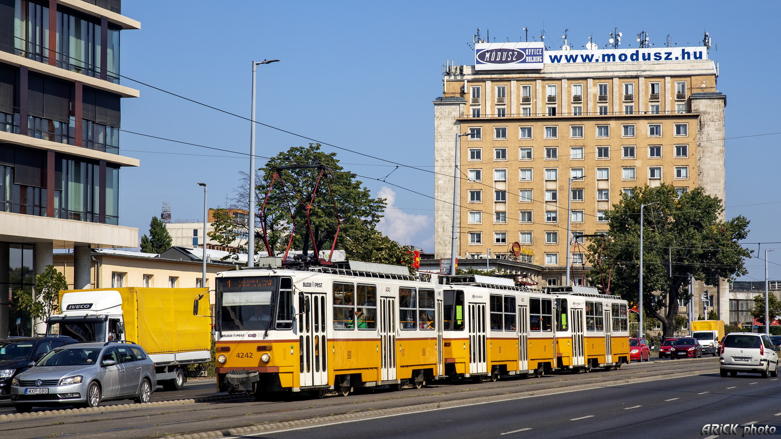 Будапешт, Tatra T5C5K2 № 4242 Будапешт, Tatra T5C5K2 № 4242