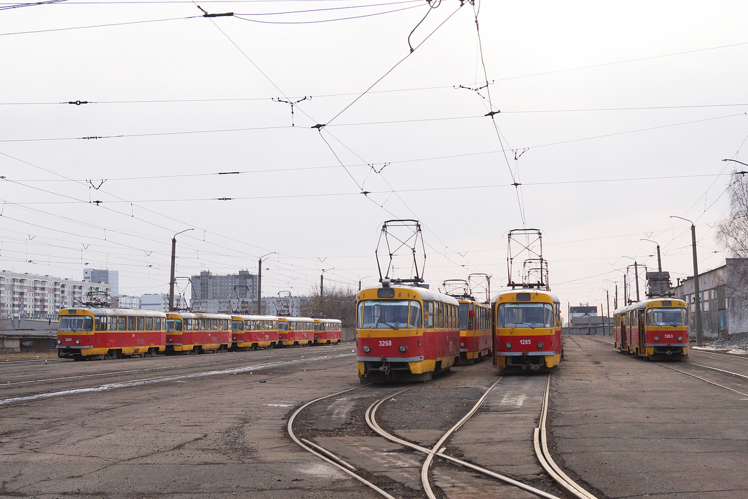 Барнаул, Tatra T3SU № 3268; Барнаул, Tatra T3SU № 1285; Барнаул, Tatra T3SU № 3263