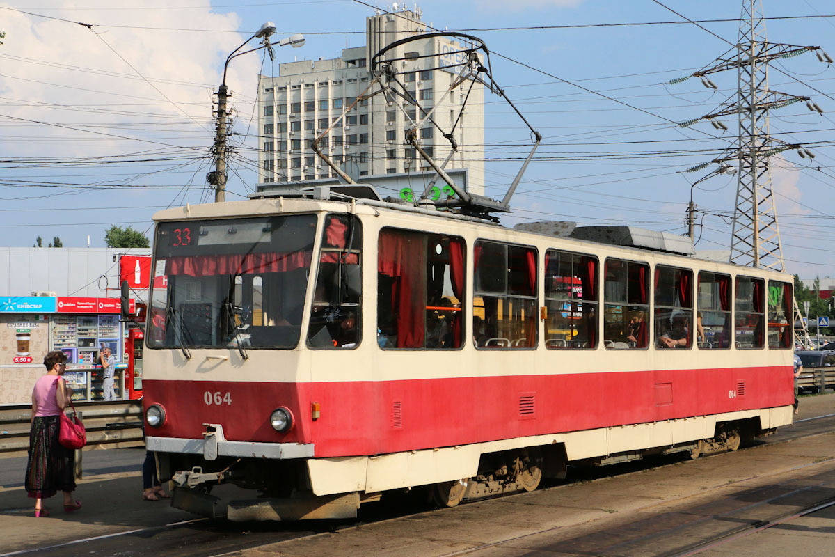 Киев, Tatra T6B5SU № 064