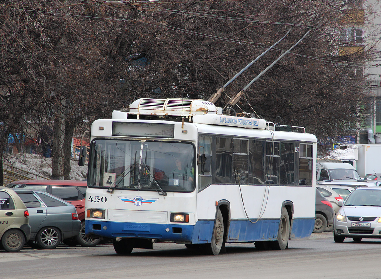 Киров, БТЗ-52764Р № 450