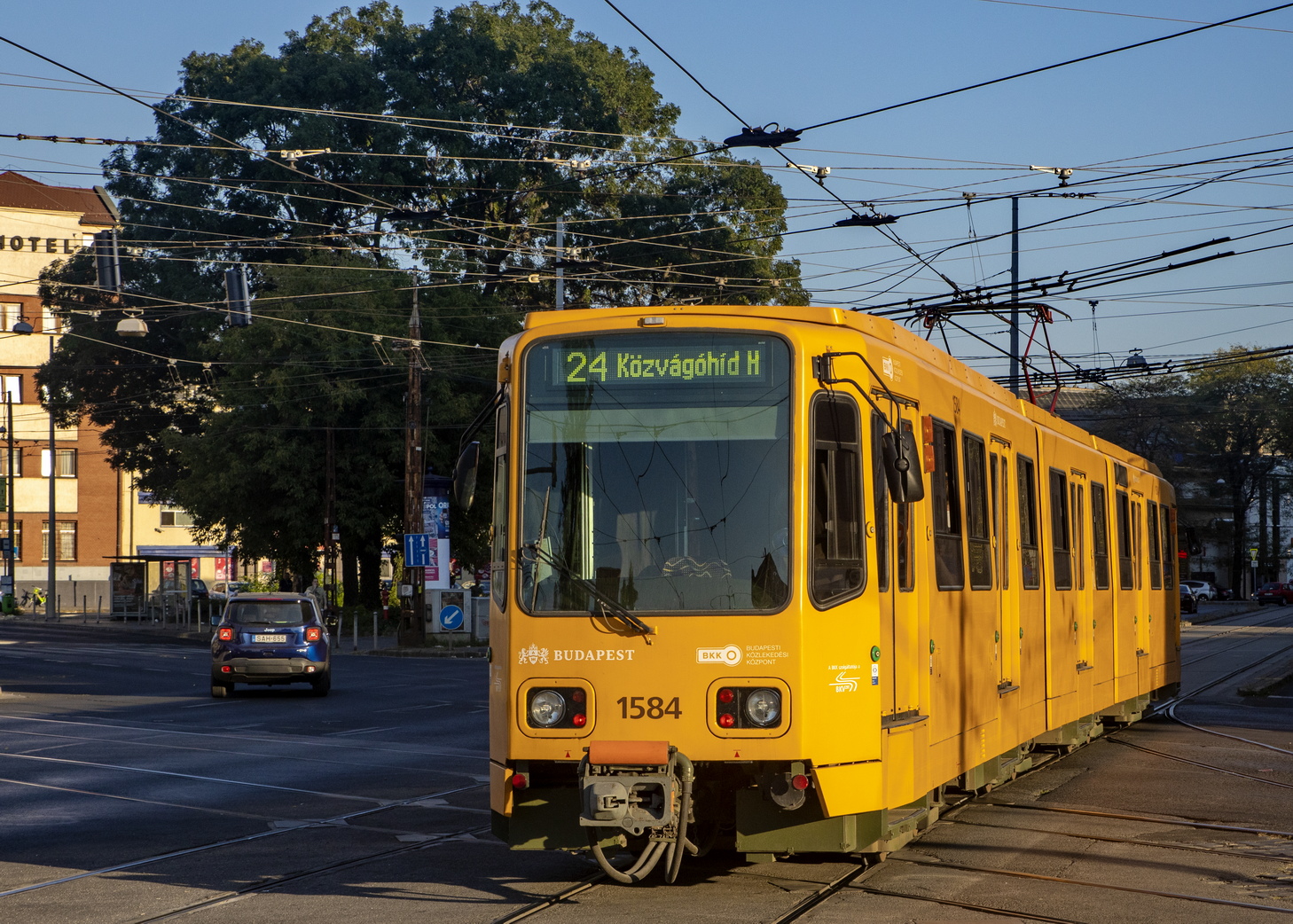 Будапешт, Duewag TW6000 № 1584