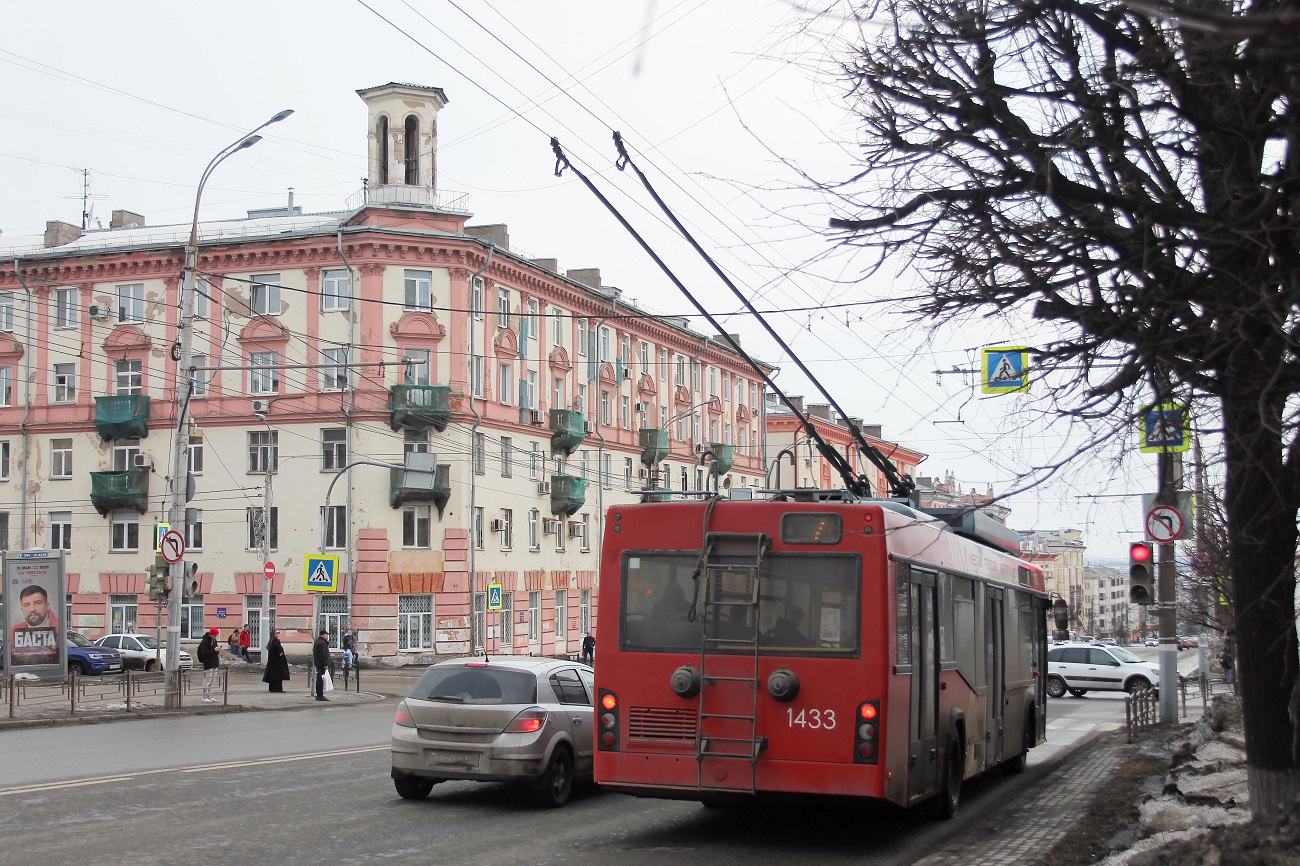 Ижау, SVARZ-MAZ-6235.00 № 1433