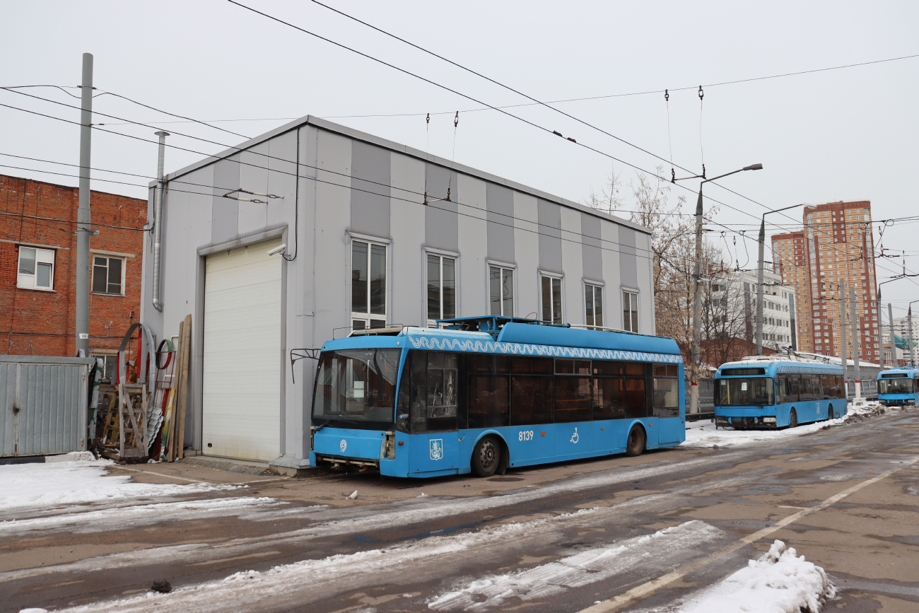 Химки, Тролза-5265.00 «Мегаполис» № 0036; Химки, БКМ 321 № 0042