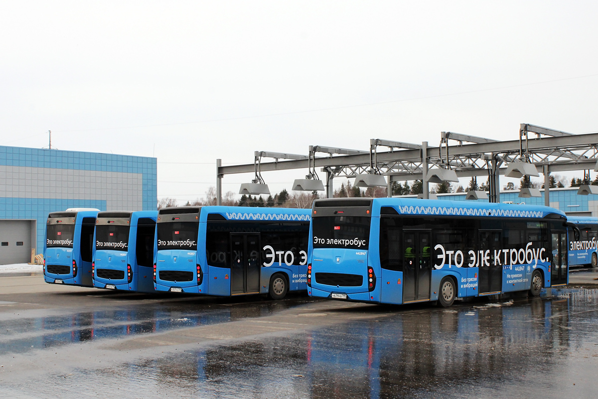 Moskva, KAMAZ-6282 č. 441847