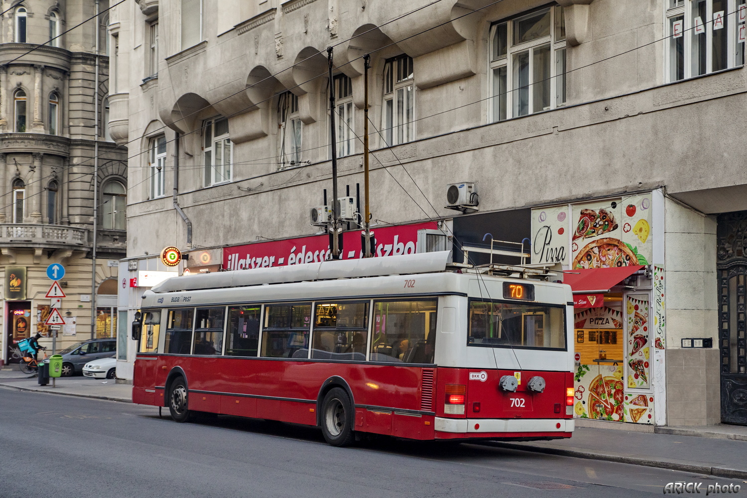 Будапешт, Ikarus 412.81 № 702