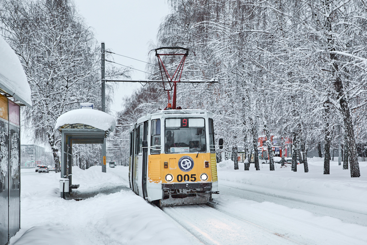 Набережные Челны, 71-605 (КТМ-5М3) № 005