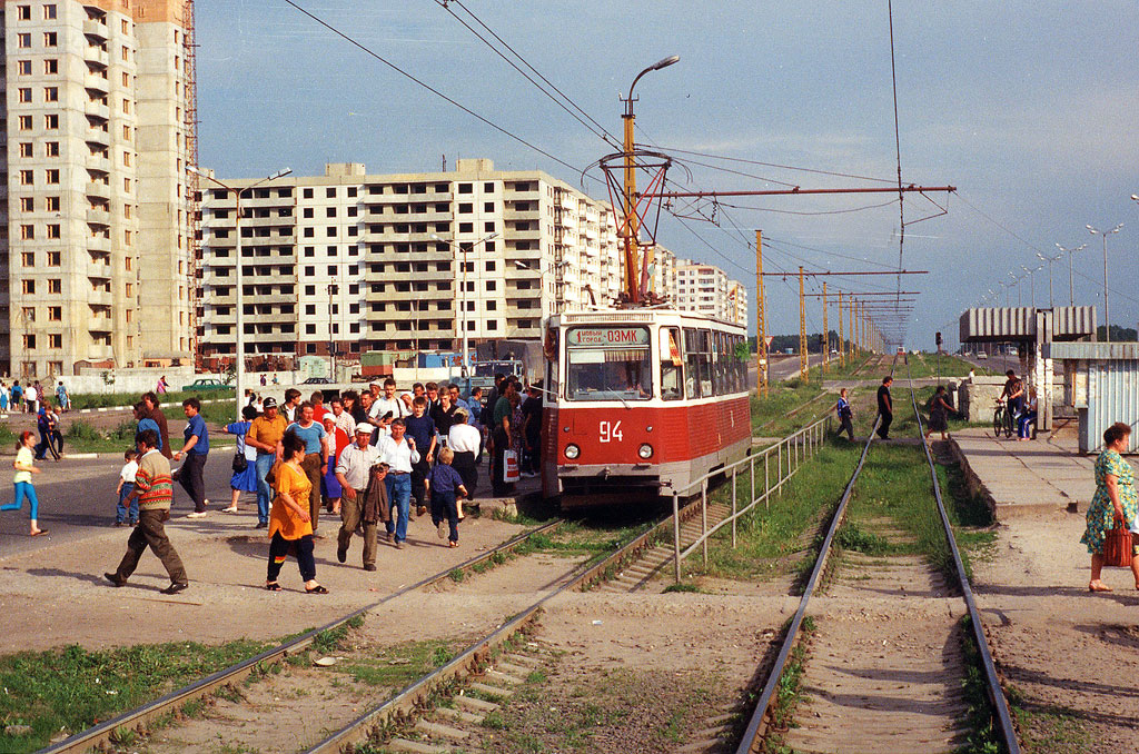 Старый Оскол, 71-605 (КТМ-5М3) № 94; Старый Оскол — Исторические фотографии [1976-2003]; Старый Оскол — Остановочные пункты