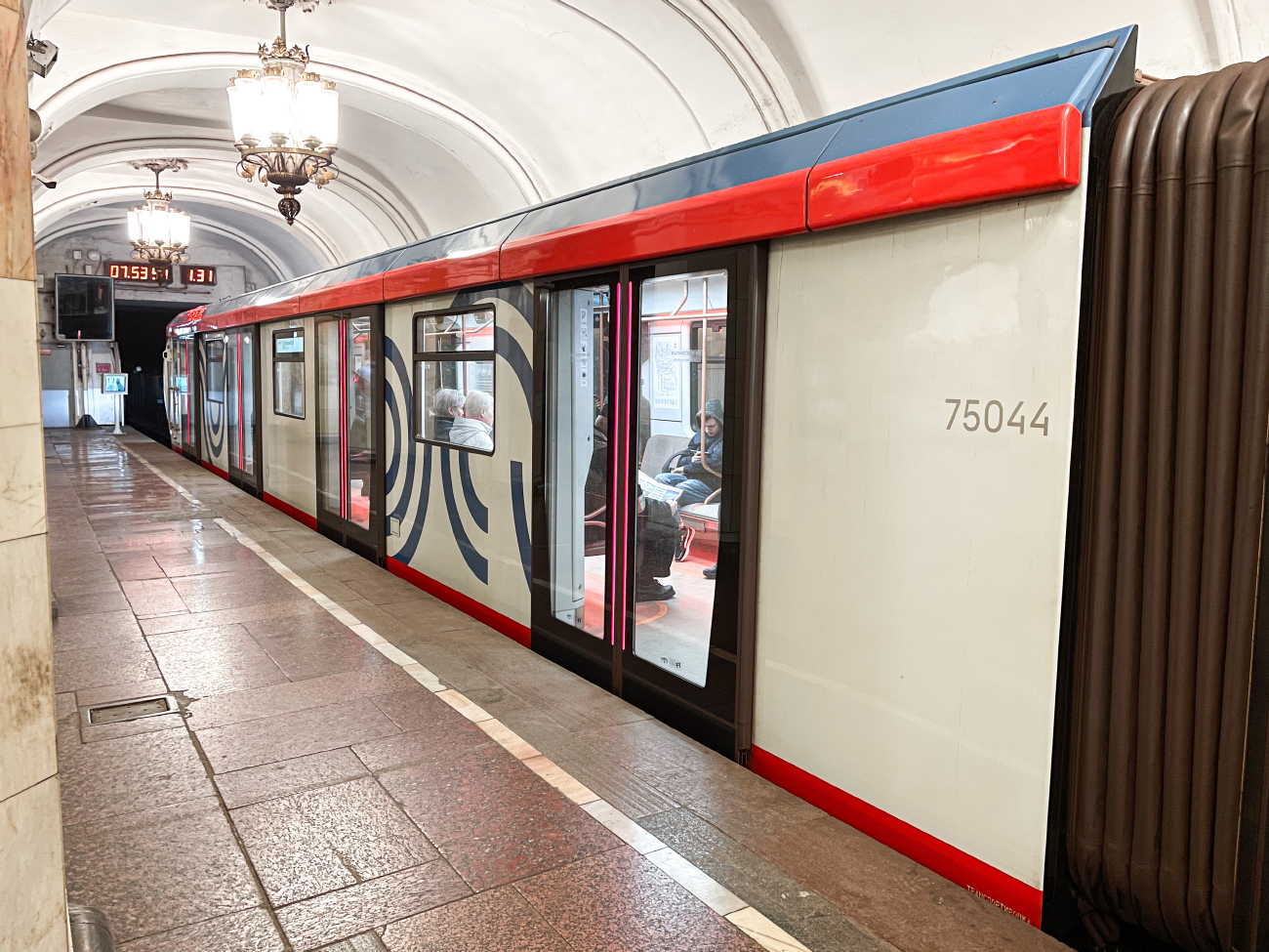 Москва, 81-775 «Москва-2020» № 75044