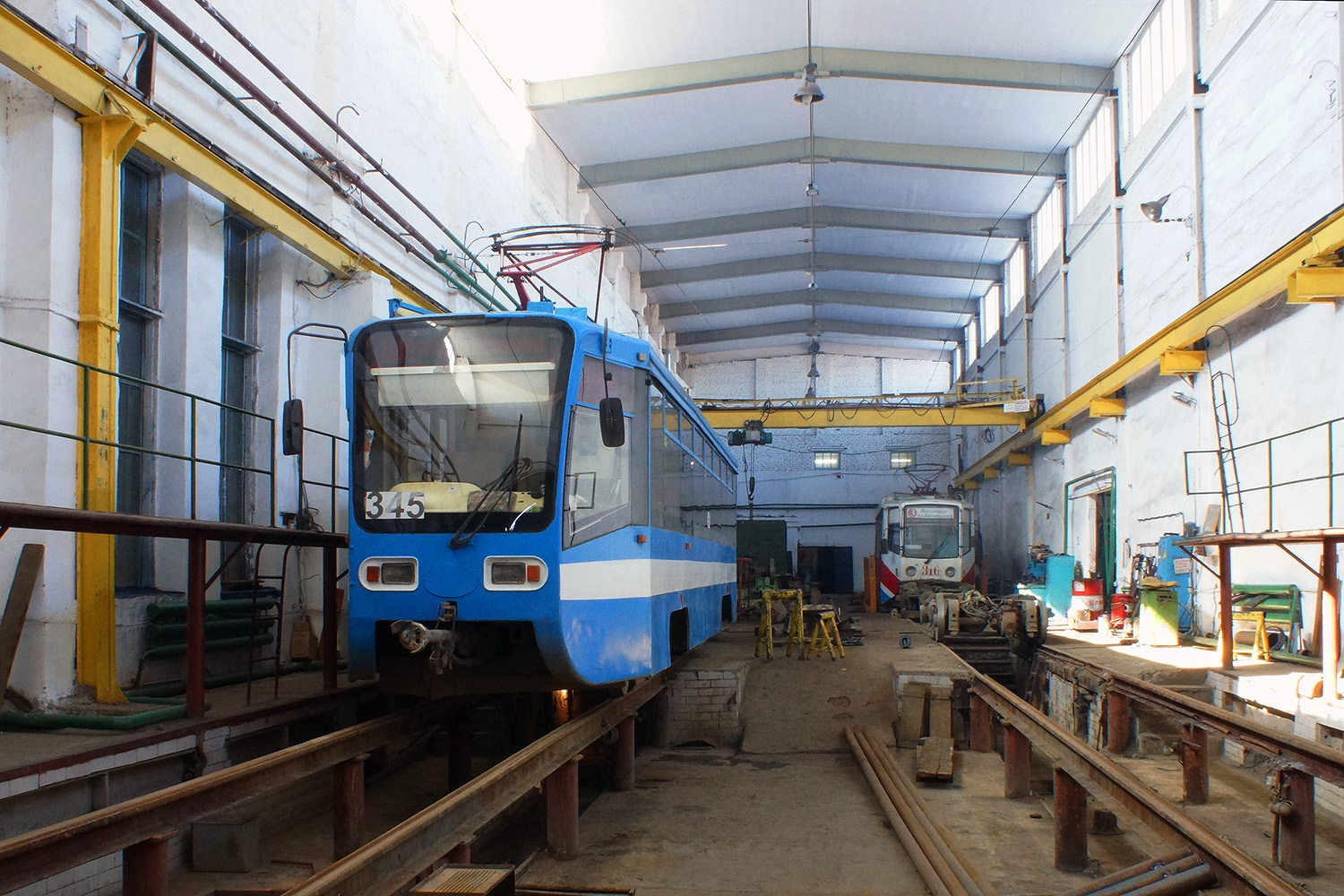 Томск, 71-619А № 345