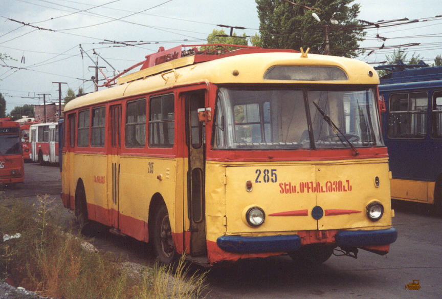 Ереван, Škoda 9Tr № 285; Ереван — Старые фотографии — Сентябрь 1999 г.