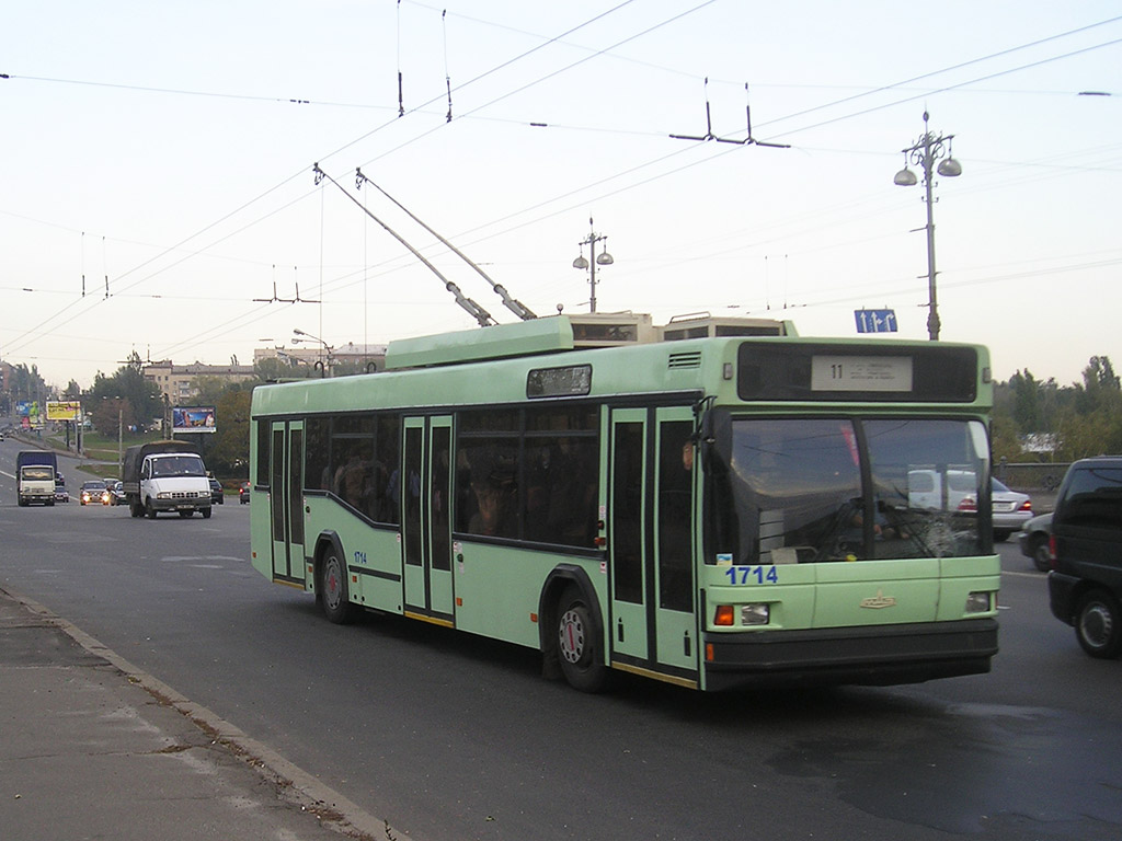 Киев, МАЗ-103Т № 1714