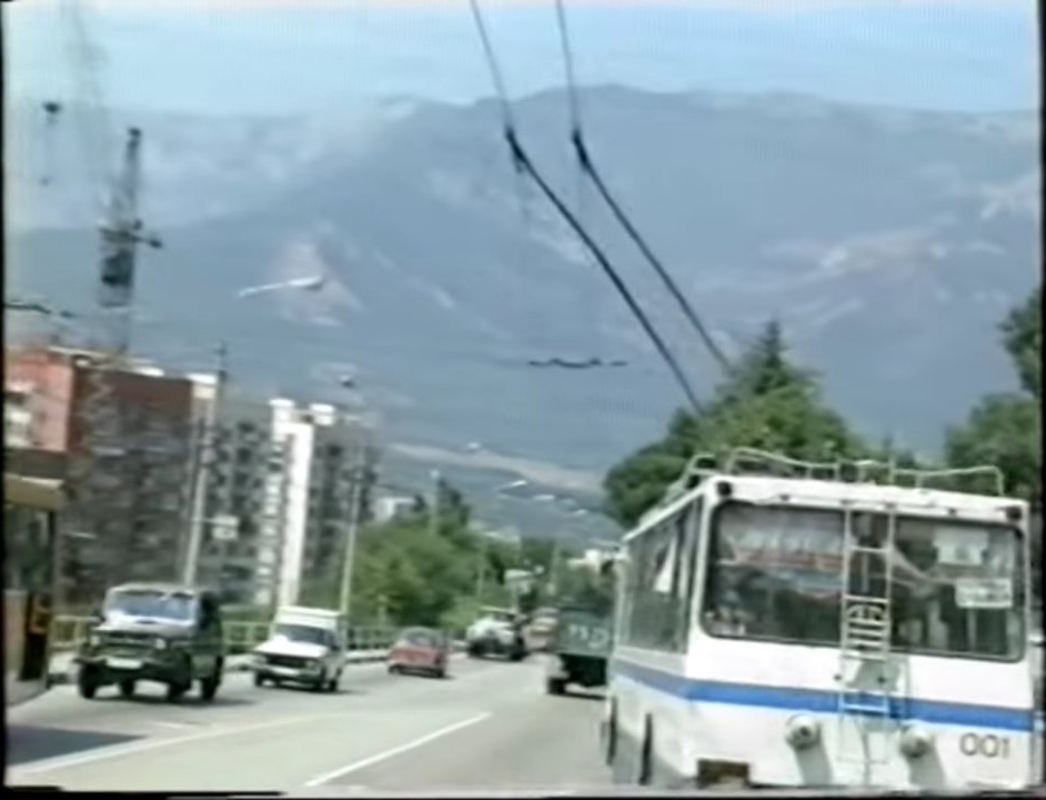 Troleibuzul din Crimeea, YMZ T2 Nr. 001