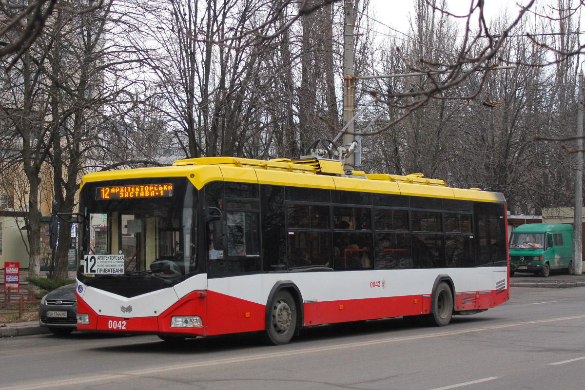 Одесса, БКМ 321 № 0042