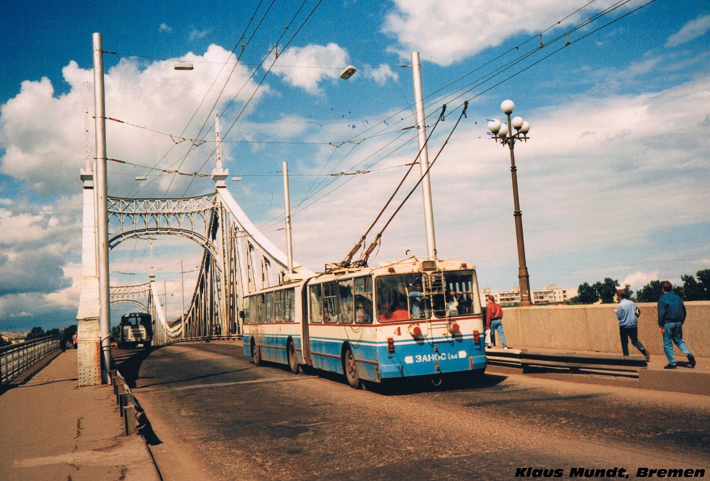 Тверь, ЗиУ-683Б [Б00] № 4; Тверь — Тверской троллейбус в 1990-е гг.; Тверь — Троллейбусные линии: Старый Волжский мост