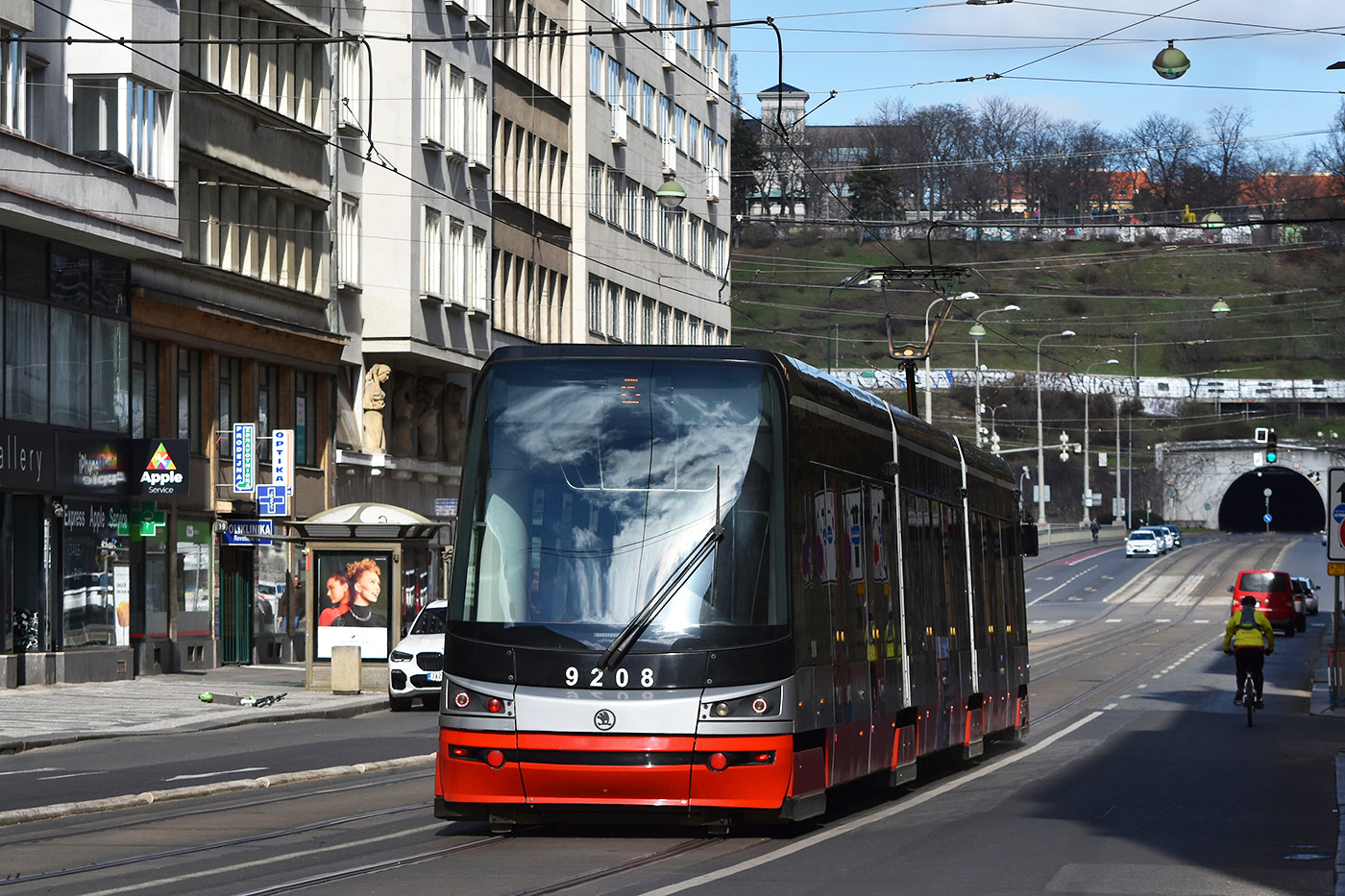 Прага, Škoda 15T1 ForCity Alfa Praha № 9208
