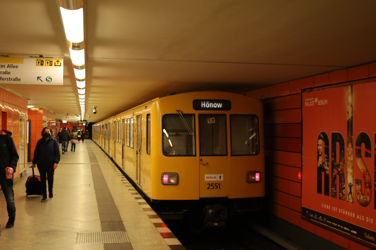 Берлин, BVG F74E № 2551