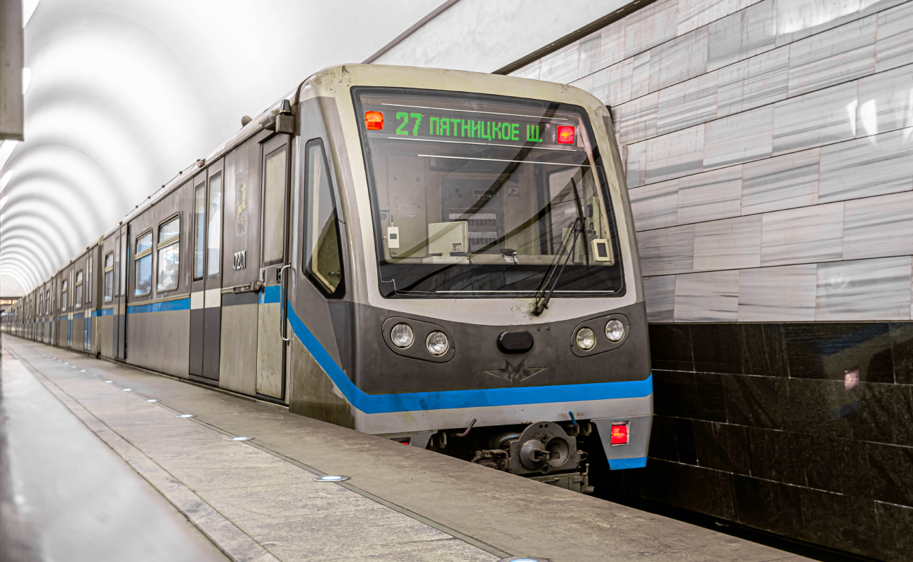 Москва, 81-740.4 «Русич» № 0201