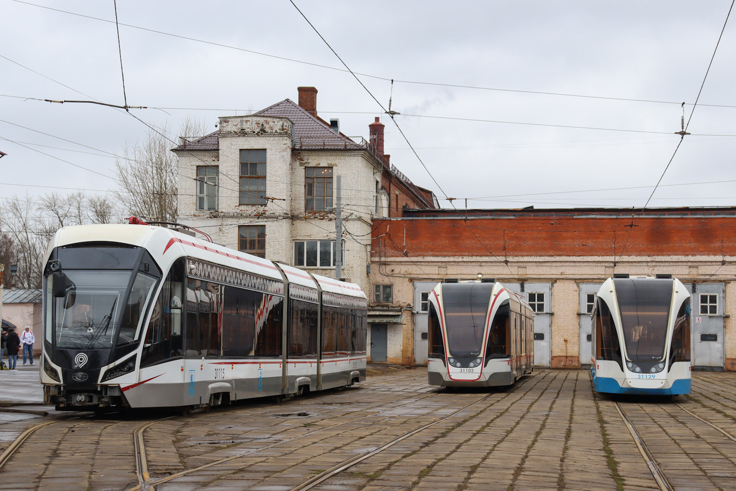 Москва, 71-931М «Витязь-М» № 31115; Москва, 71-931М «Витязь-М» № 31102; Москва, 71-931М «Витязь-М» № 31129