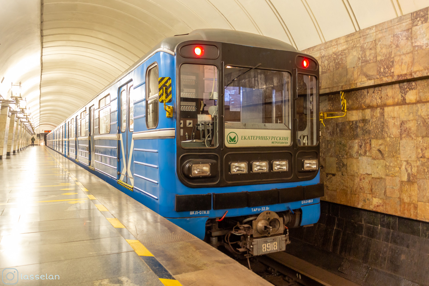 Екатеринбург, 81-717.5 (ЛВЗ/ВМ) № 8918