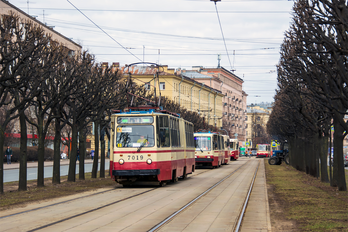 Санкт-Петербург, ЛВС-86К № 7019 Санкт-Петербург, ЛВС-86К № 7019