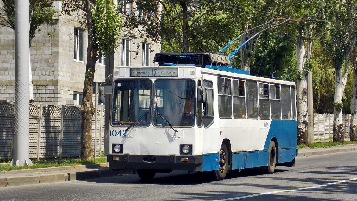 Донецк, ЮМЗ Т2 № 1042