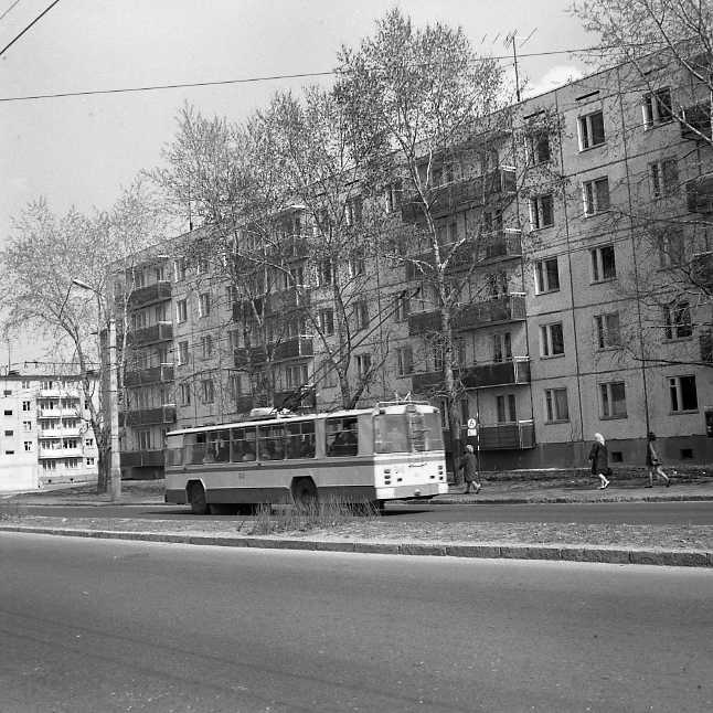 Тверь, ЗиУ-682Б № 84; Тверь — Старые фотографии (1917—1991); Тверь — Троллейбусные линии: Московский район