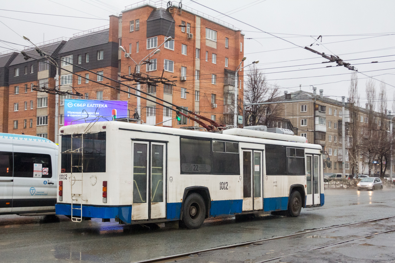 Уфа, БТЗ-52767Р № 1012