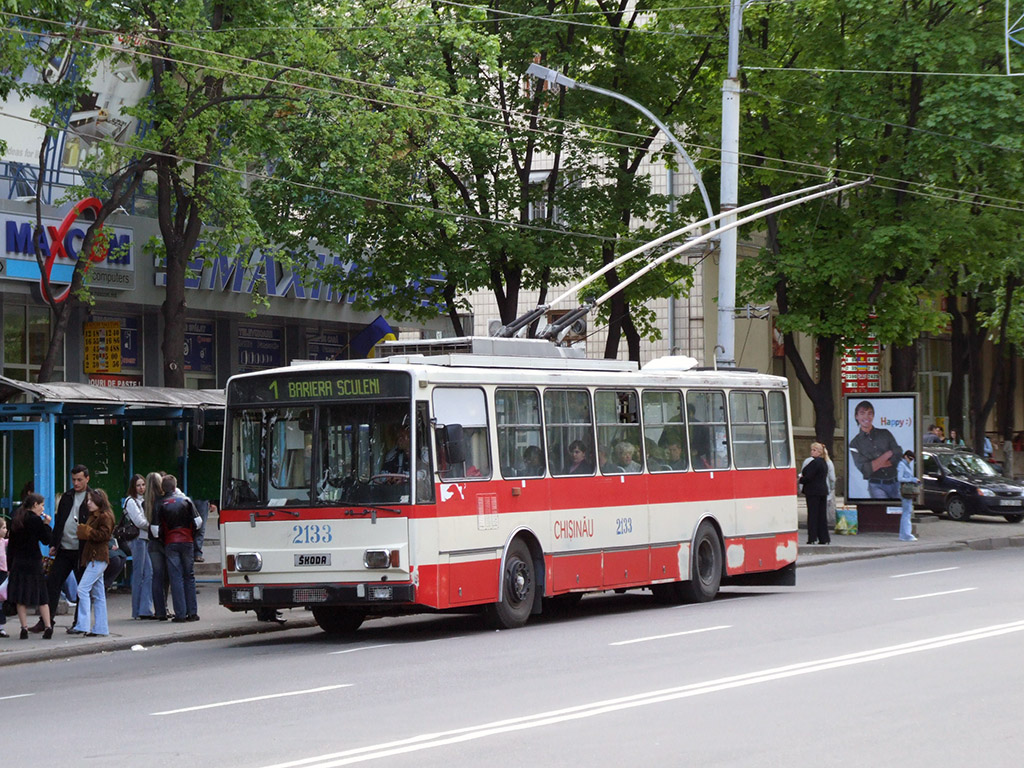 Кишинёв, Škoda 14Tr13/6M № 2133