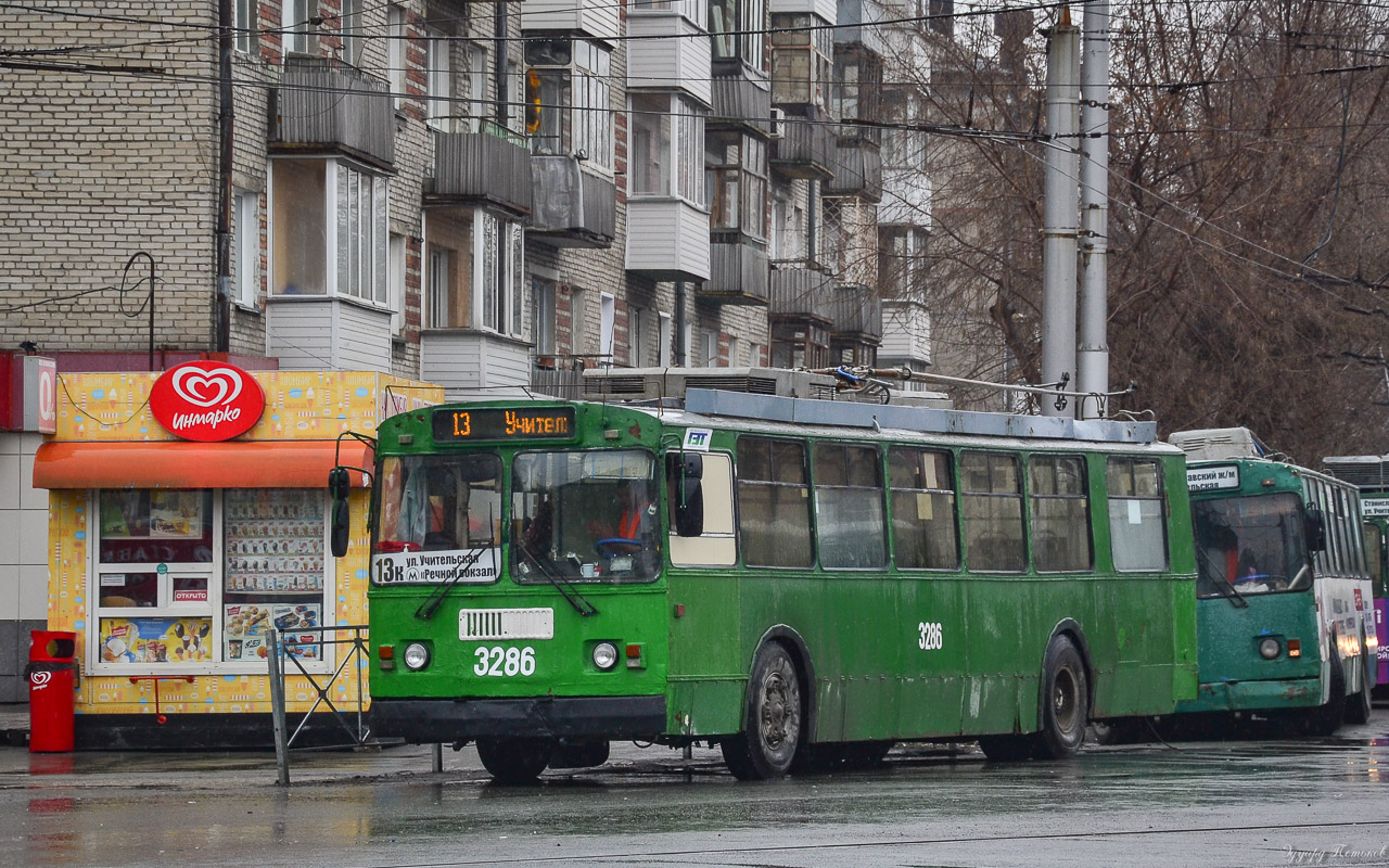 Новосибирск, ЗиУ-52642 № 3286