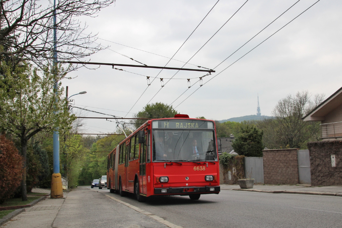 Братислава, Škoda 15Tr13/6M № 6638