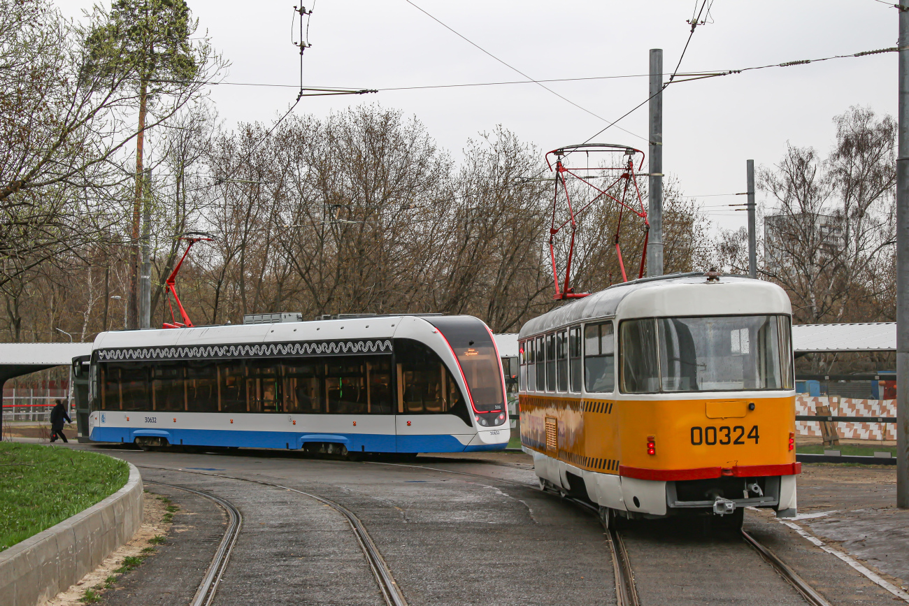 Москва, 71-911ЕМ «Львёнок» № 30632; Москва, Tatra T3SU № 00324 Москва, 71-911ЕМ «Львёнок» № 30632; Москва, Tatra T3SU № 00324