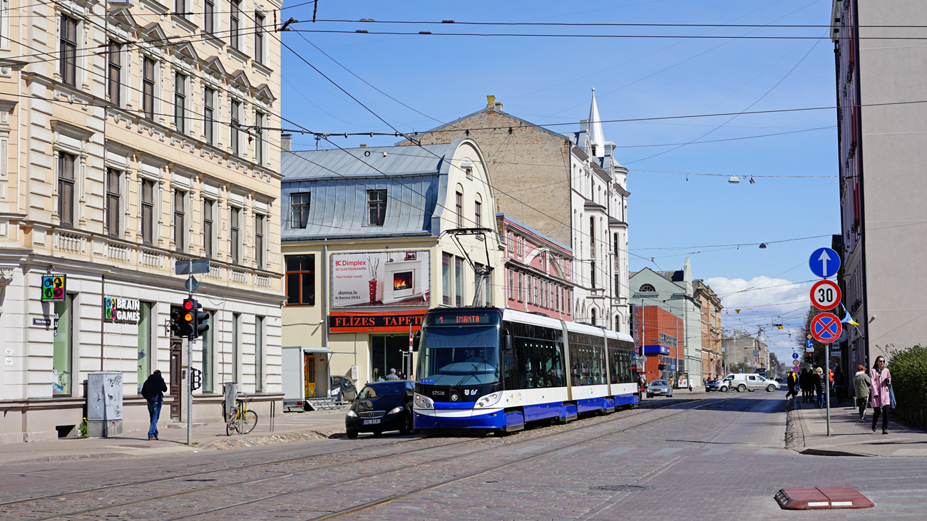 Riga, Škoda 15T2 ForCity Alfa Riga Nr. 57528