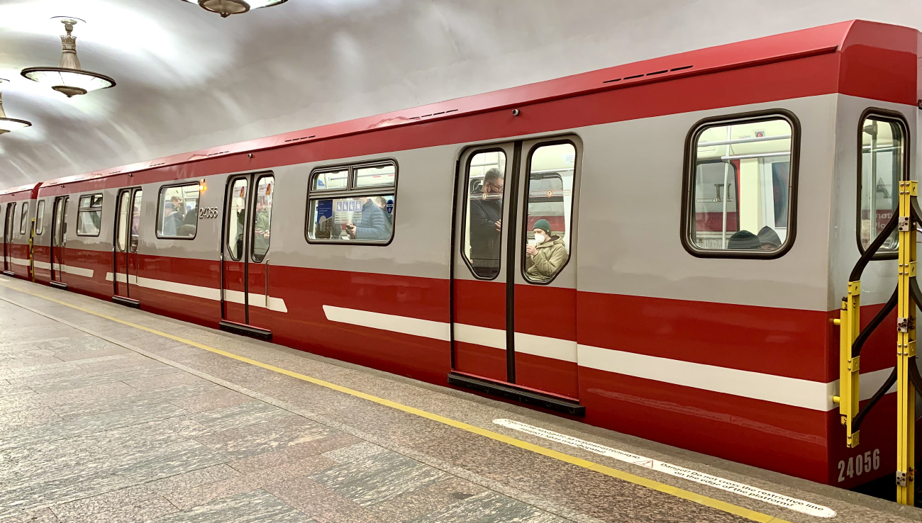 Санкт-Петербург, 81-724.1 № 24056