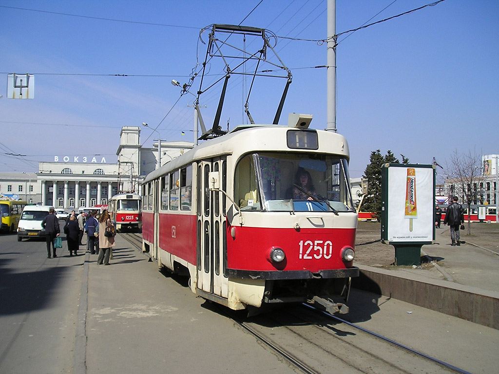 Днепр, Tatra T3SU № 1250
