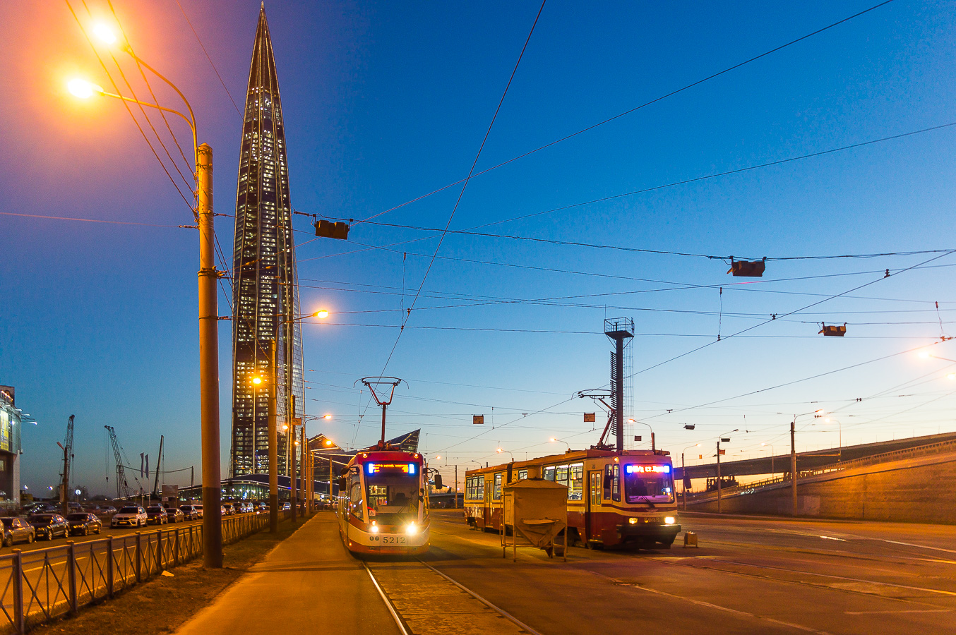 Санкт-Петербург, БКМ 84300М № 5212; Санкт-Петербург — Конечные станции и разворотные кольца