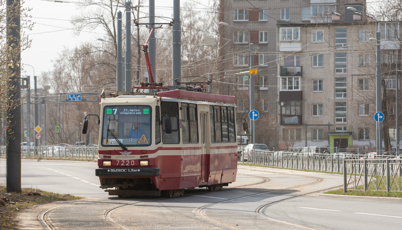 Санкт-Петербург, ТС-77 № 7220 Санкт-Петербург, ТС-77 № 7220