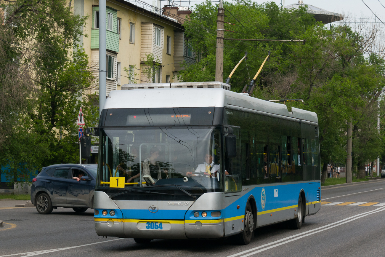 Алматы, YoungMan JNP6120GDZ (Neoplan Kazakhstan) № 3054