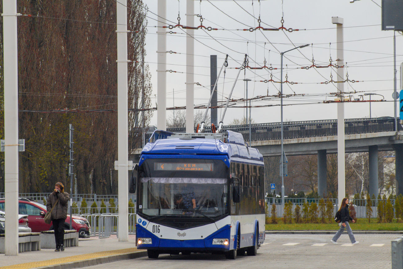 Брест, БКМ 321 № 016