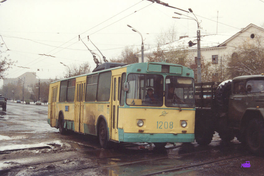 Ижевск, ЗиУ-682В № 1208; Ижевск — Старые фотографии