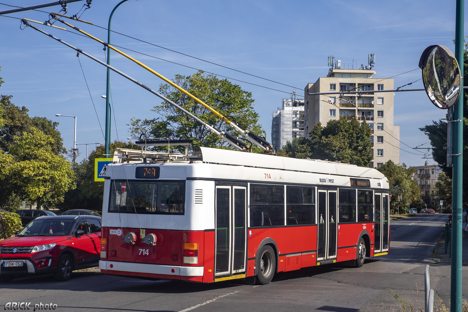 Budapest, Ikarus 412.81 № 714