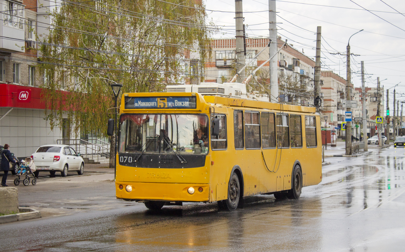 Dzerjinsk, ZiU-682G-016.02 N°. 070