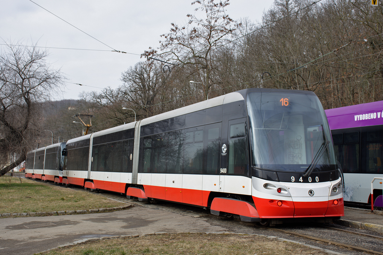 Praha, Škoda 15T6 ForCity Alfa Praha # 9400