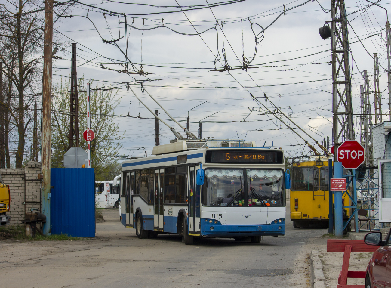 Dzerzhinsk, SVARZ-MAZ-6235.00 № 015