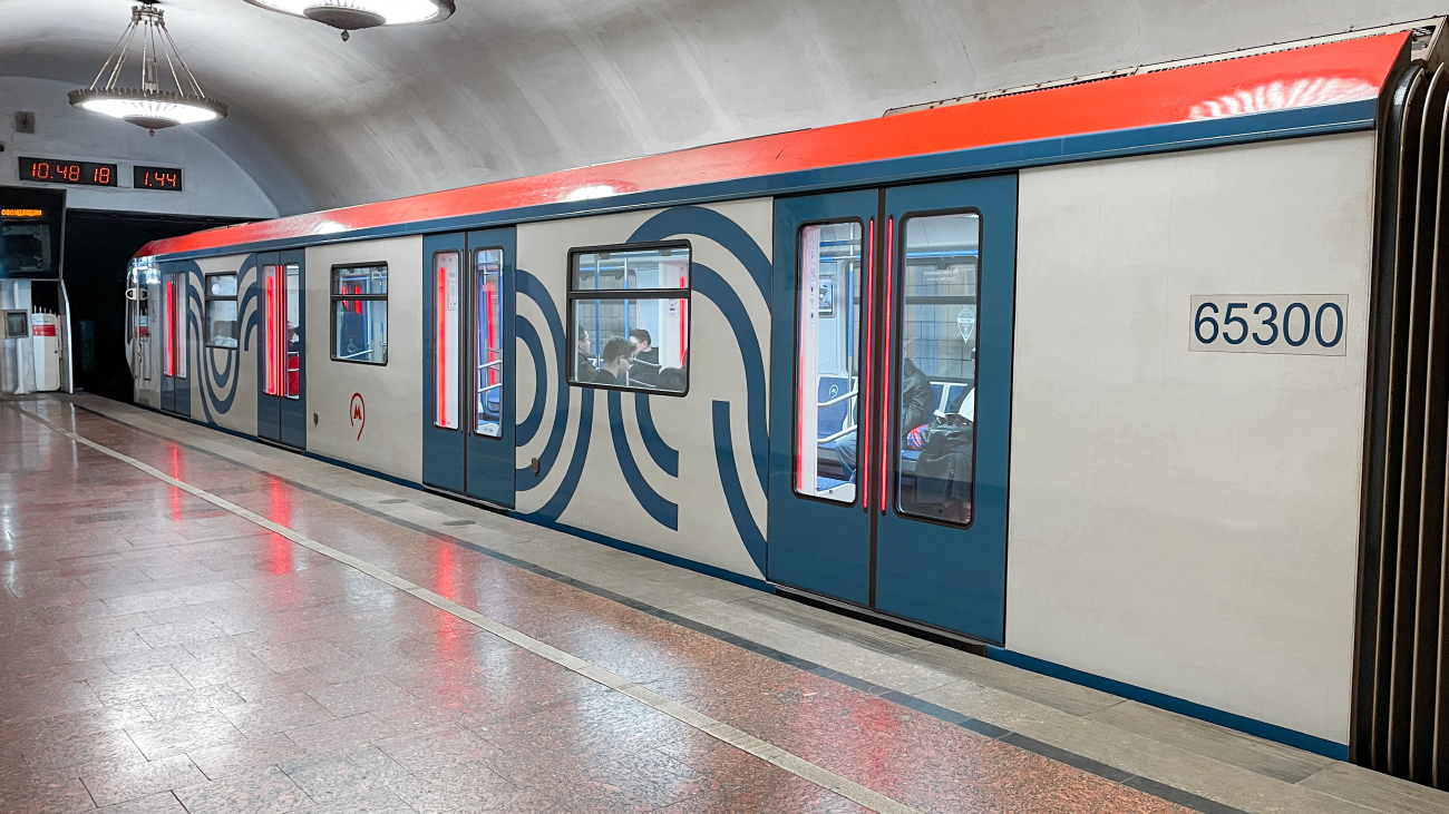 Moscow, 81-765.3 “Moskva” # 65300