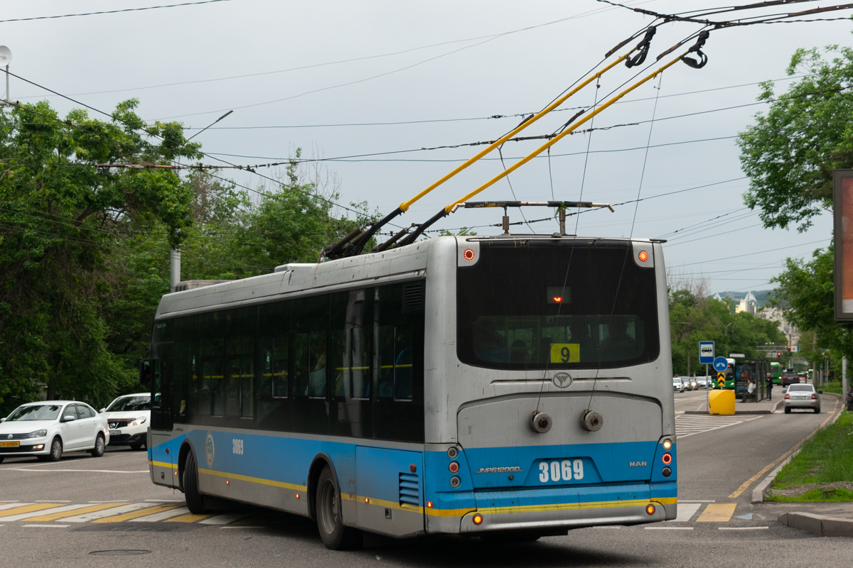 Алматы, YoungMan JNP6120GDZ (Neoplan Kazakhstan) № 3069
