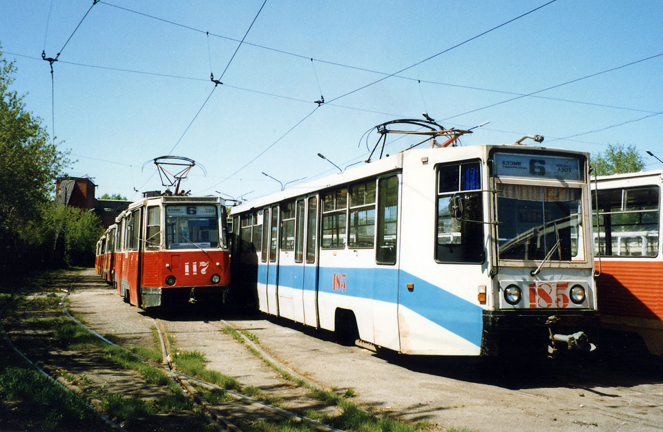 Кемерово, 71-605 (КТМ-5М3) № 117; Кемерово, 71-608К № 185; Кемерово — Старые фотографии