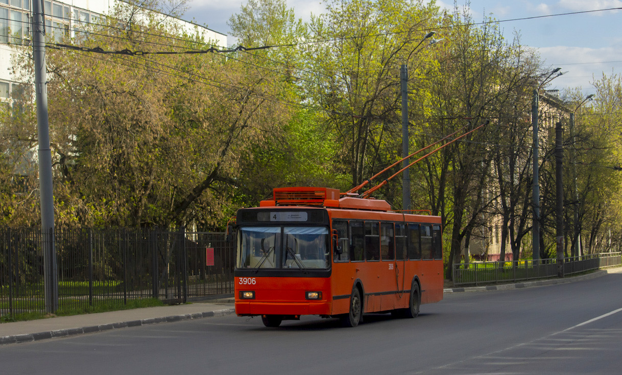 Nyizsnij Novgorod, VMZ-52981 — 3906