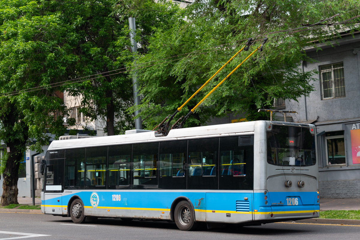 Almatõ, YoungMan JNP6120GDZ (Neoplan Kazakhstan) № 1206 Almatõ, YoungMan JNP6120GDZ (Neoplan Kazakhstan) № 1206